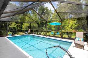 Weeki Wachee House - Charming Home with Heated Pool, A Nature Lover's Paradise!